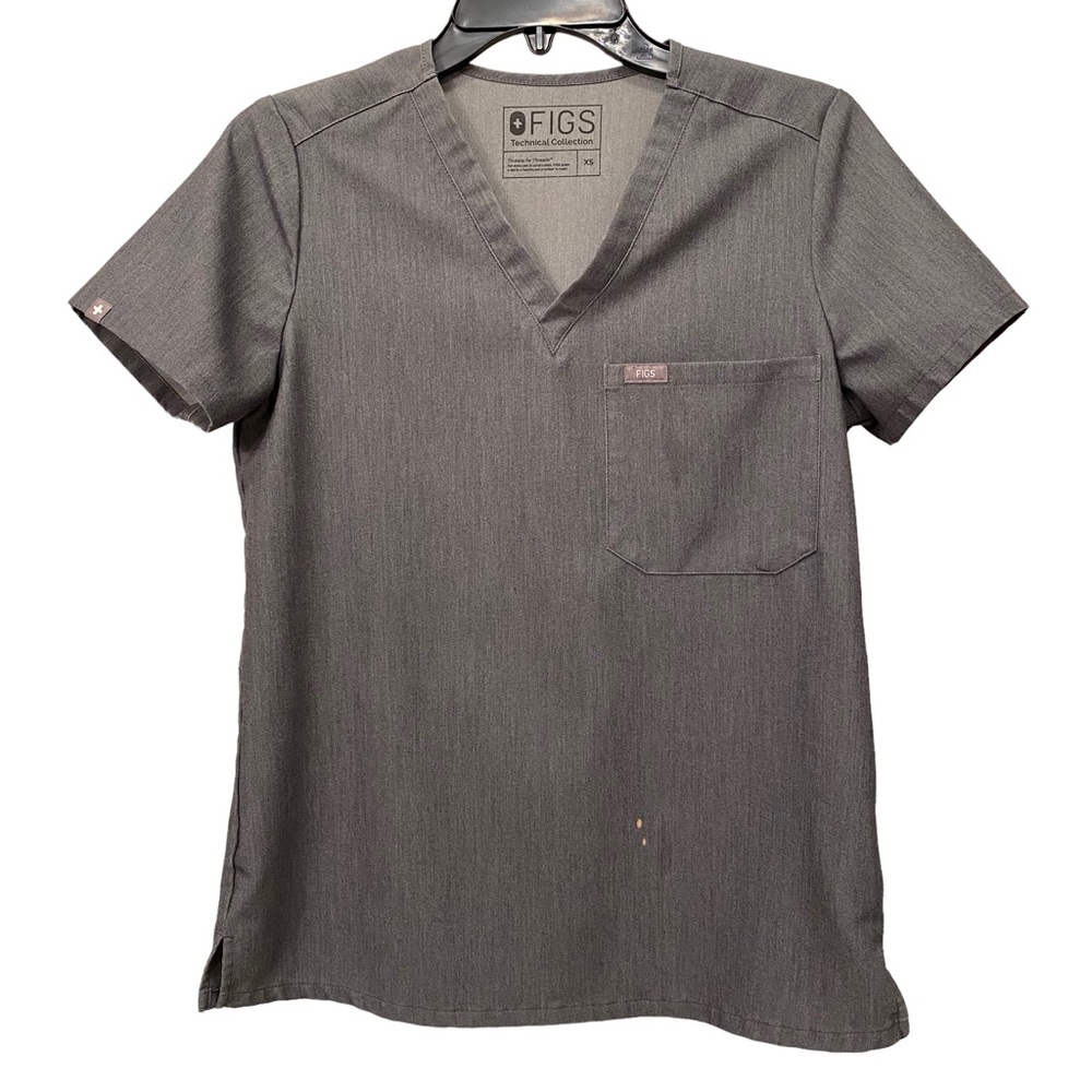 Figs Women’s Catarina scrub top one pocket in graphite